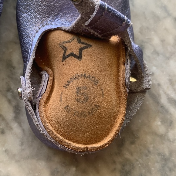Mon Petit Lavender Metallic, size 5 shoes, all leather with snap closer - Picture 3 of 4